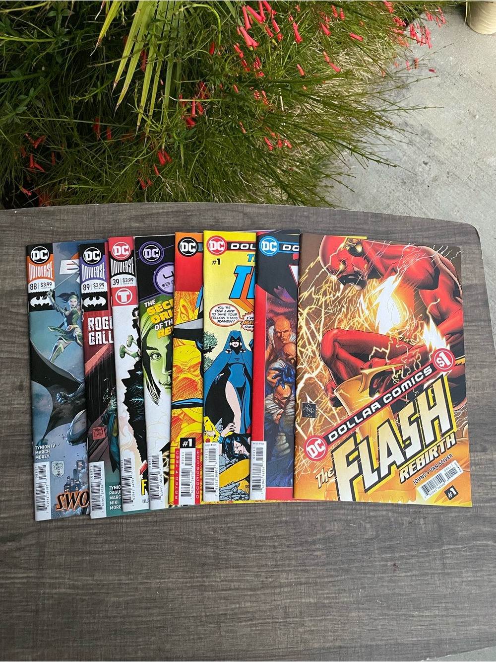 DC Comic Books - Flash Batman Teen Titans - Set of 8